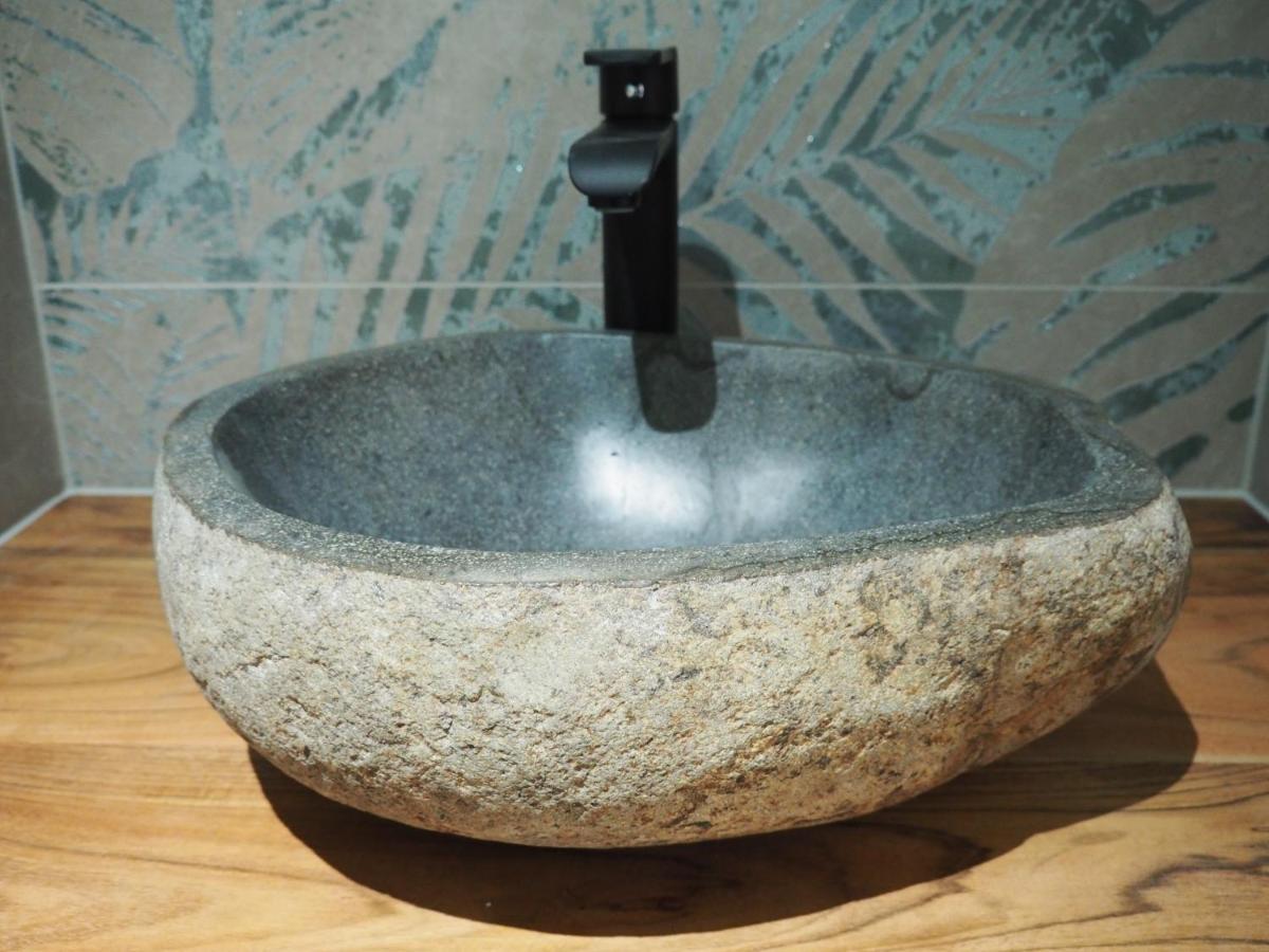 Gite Le Renouveau Avec Jacuzzi Privatif Laveline Exterior photo